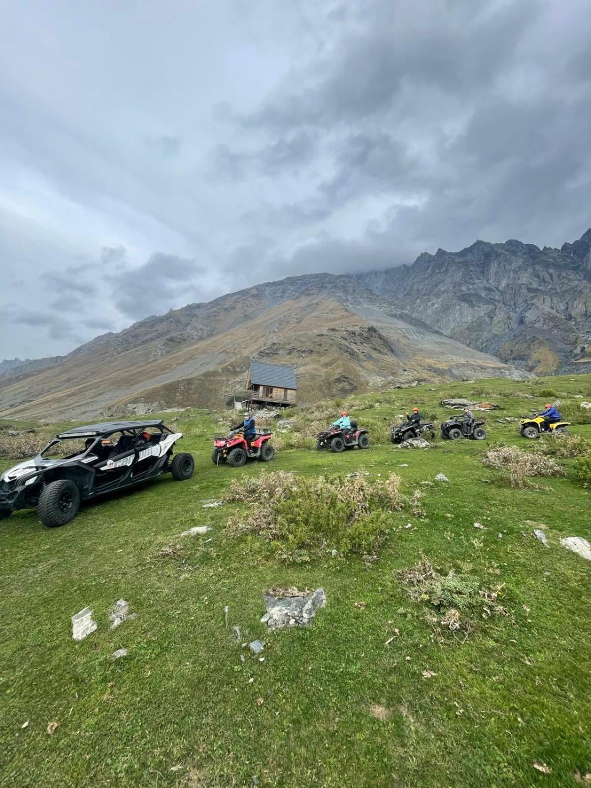 Mood Villa Kazbegi Bagian luar foto