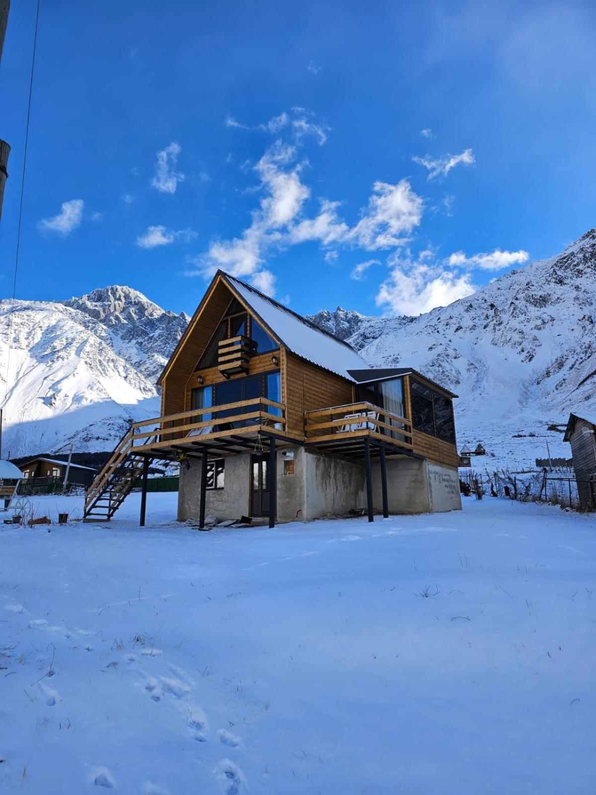 Mood Villa Kazbegi Ruang foto